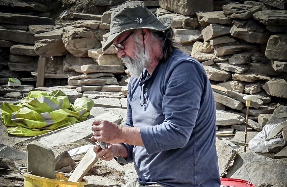 Gary Lloyd at a dig