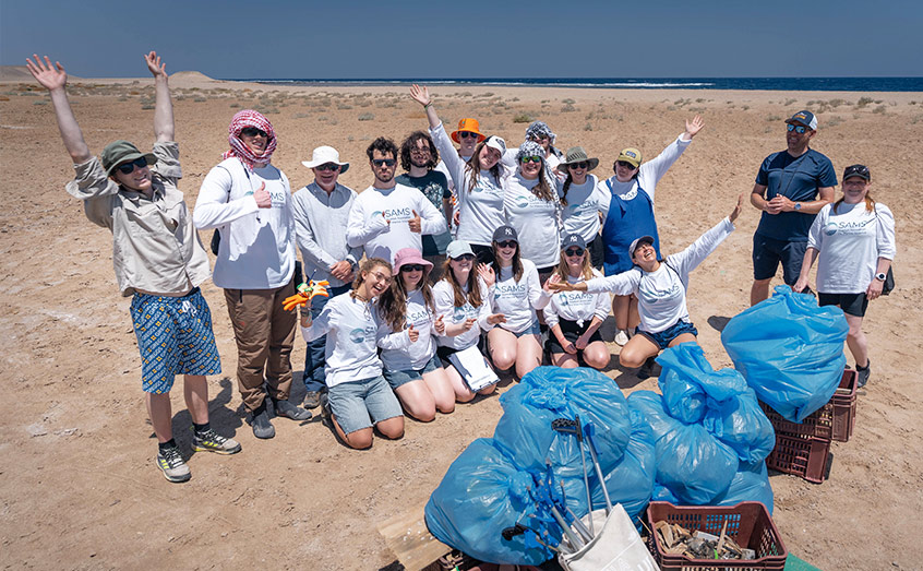 Totally tropical adventure for trailblazing students